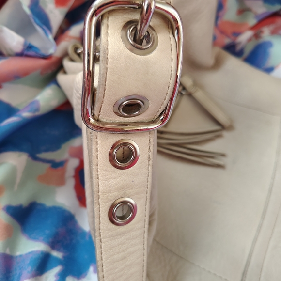 Coach Legacy Beige Crossbody Bag - Picture 7 of 16